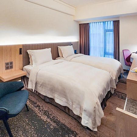 Howard Plaza Hotel Hsinchu Bagian luar foto